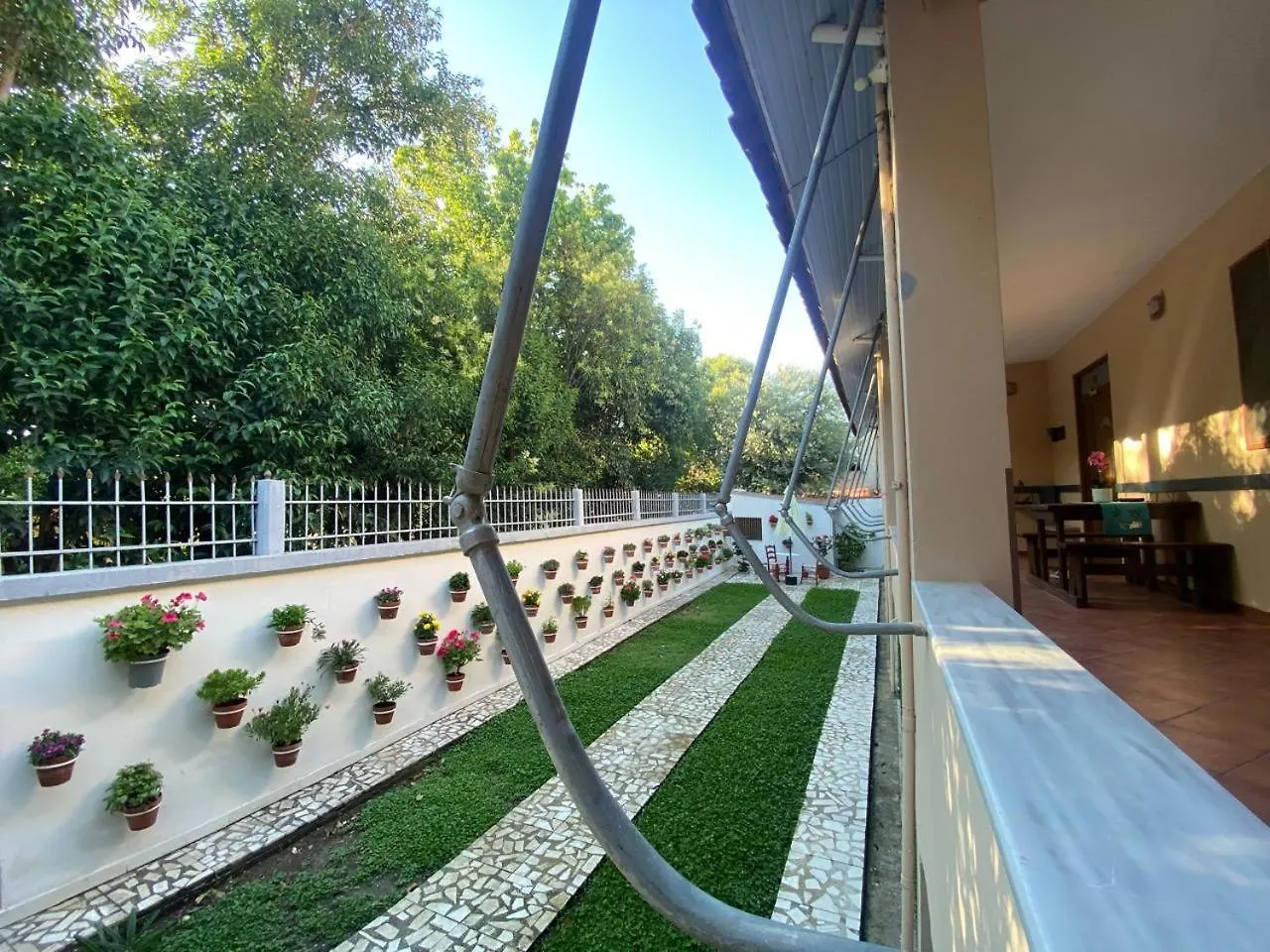 Ramo'S Charming Studio Apartment With Sunlit Veranda - 1St Влёра