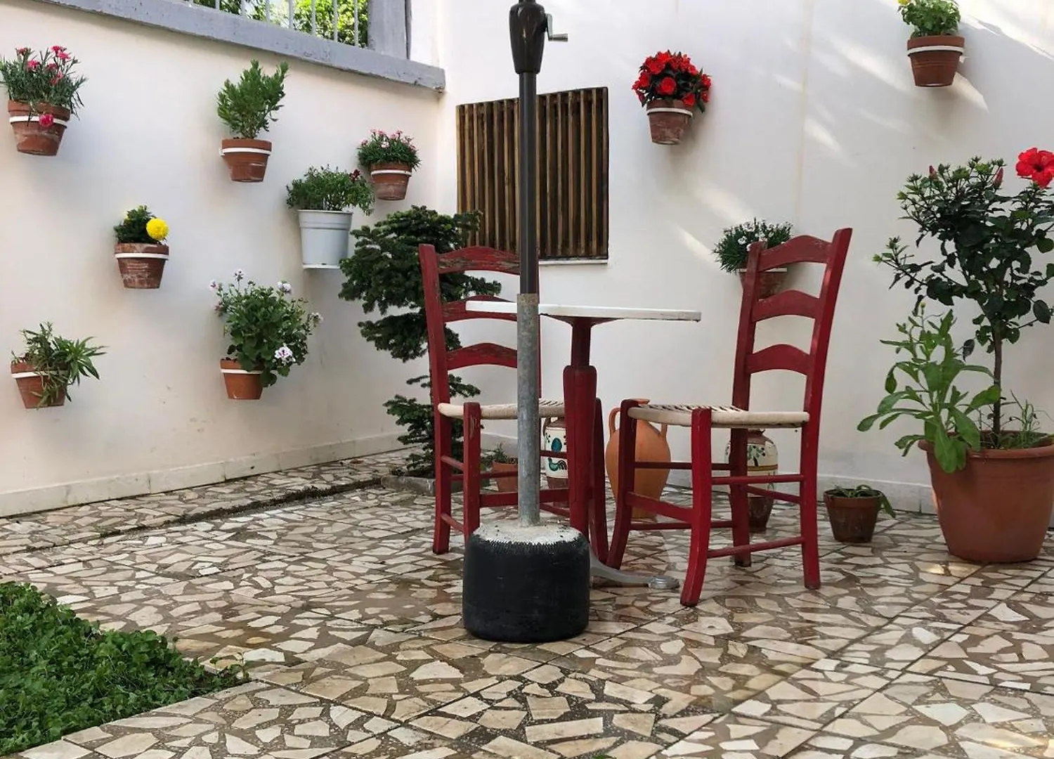 Ramo'S Charming Studio Apartment With Sunlit Veranda - 1St Влёра